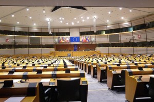Le Parlement européen adopte l'interdiction de la vente de véhicules thermiques en 2035